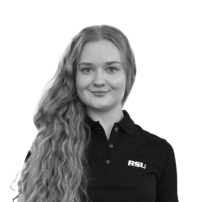Notre experte en pneus poids lourds : Stefanie Lintner